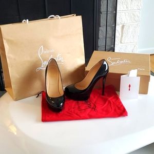 Authentic Louboutin Bianca Black Pumps